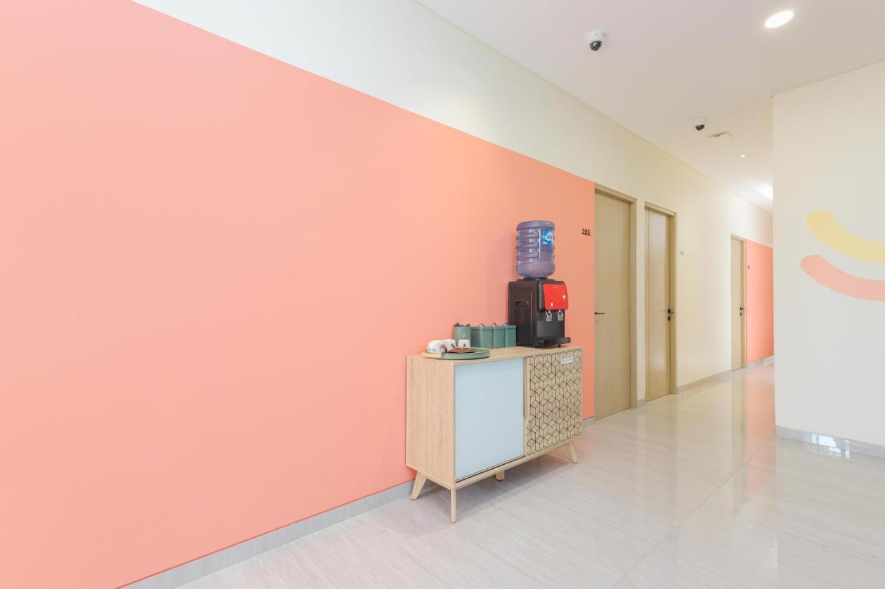 Sans Hotel Clover Ace Surabaya By Reddoorz Exteriér fotografie
