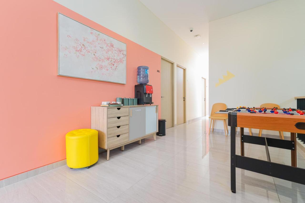 Sans Hotel Clover Ace Surabaya By Reddoorz Exteriér fotografie