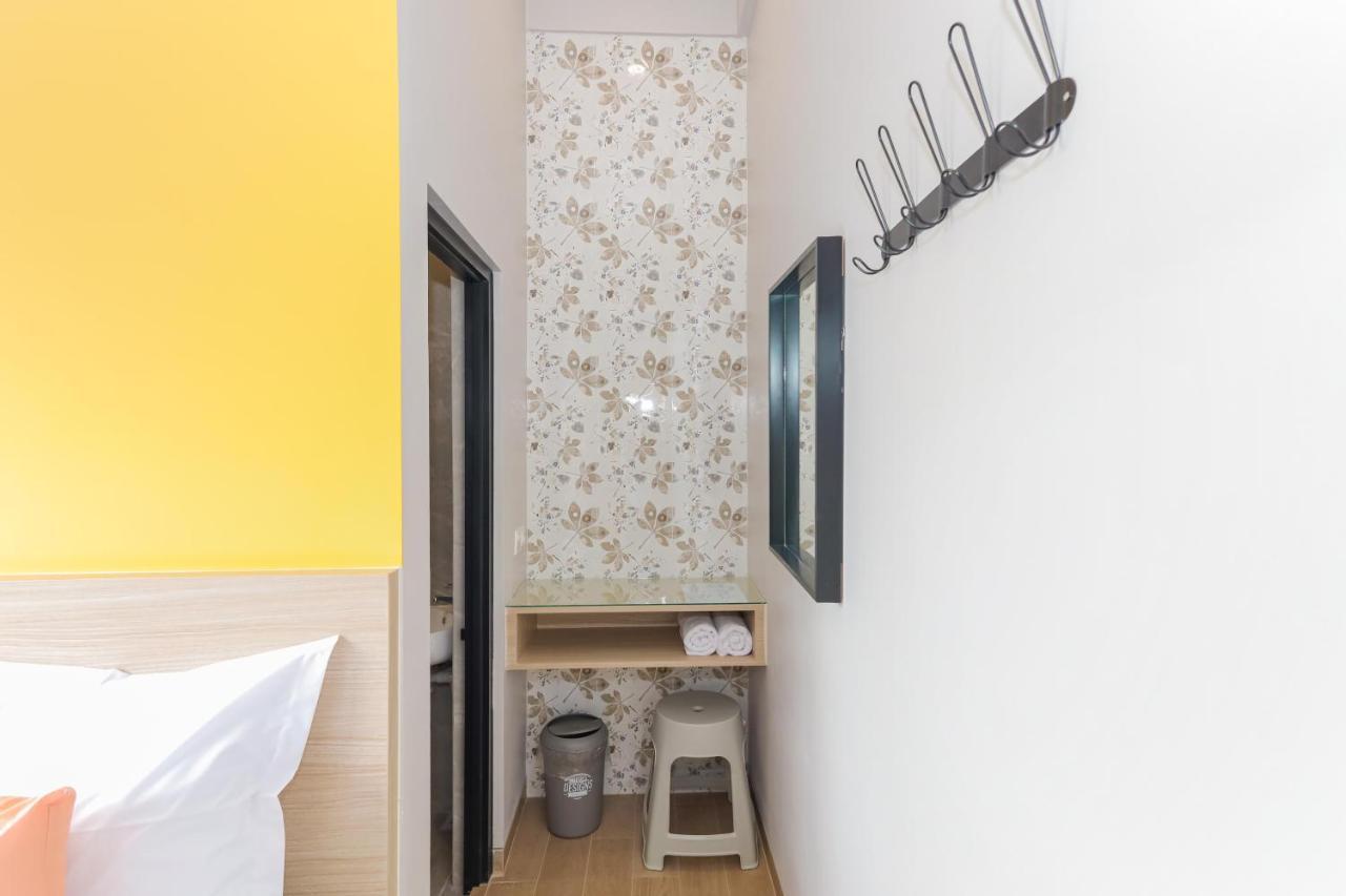 Sans Hotel Clover Ace Surabaya By Reddoorz Exteriér fotografie